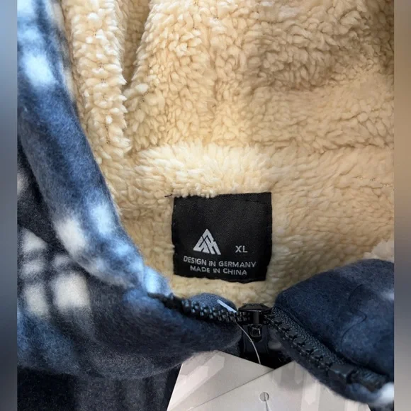 Plaid Sherpa Hooded Kids Jacket - Picture 3 of 5